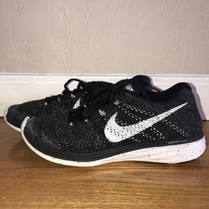 Nike Flyknit Lunar 3 Trainers size 7